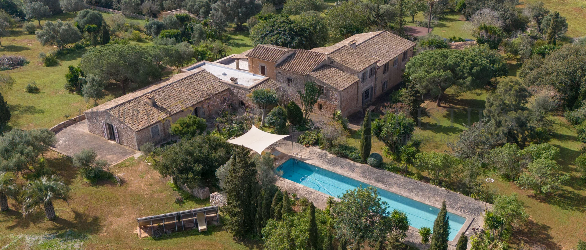 finca histórica de estilo rústico en santanyí  2