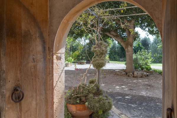 finca histórica de estilo rústico en santanyí  4