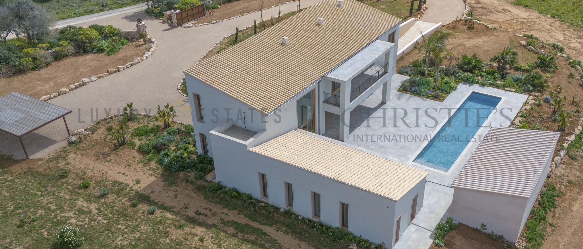 neu gebautes landhaus in santanyi mit pool 2