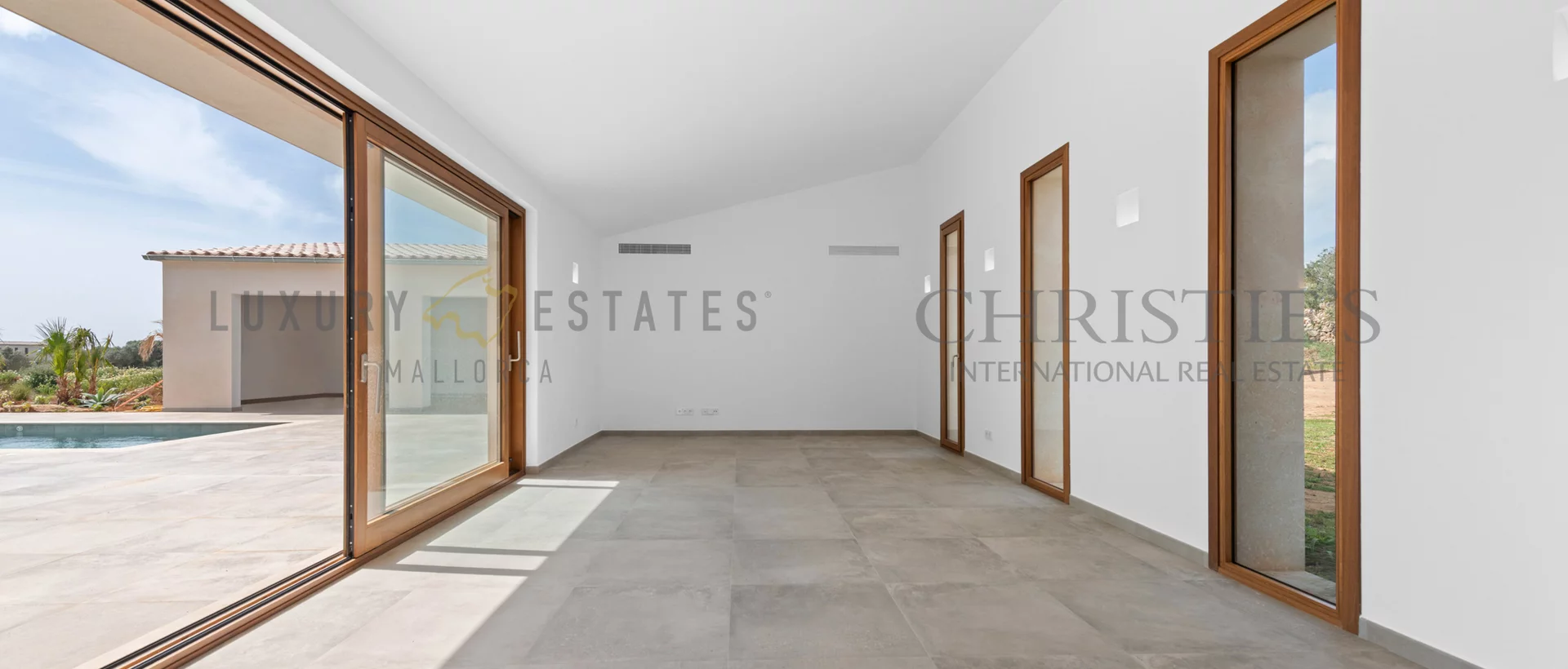 neu gebautes landhaus in santanyi mit pool 8