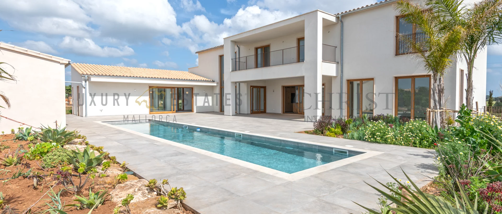 neu gebautes landhaus in santanyi mit pool 1