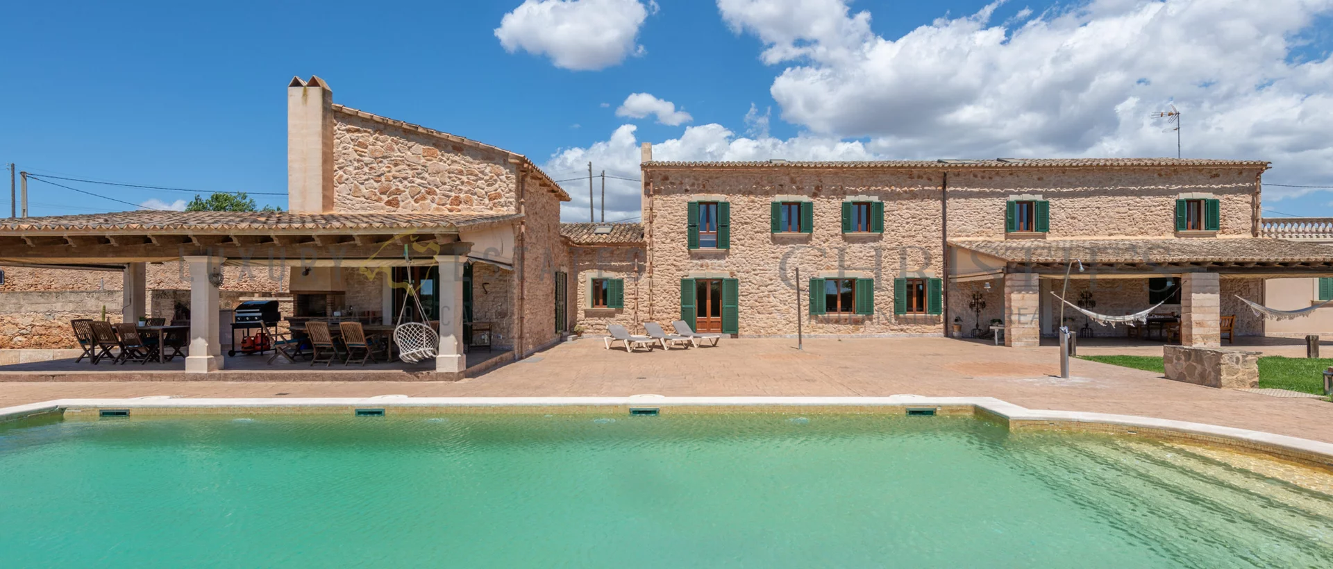 country house in centre of santanyi with rental license