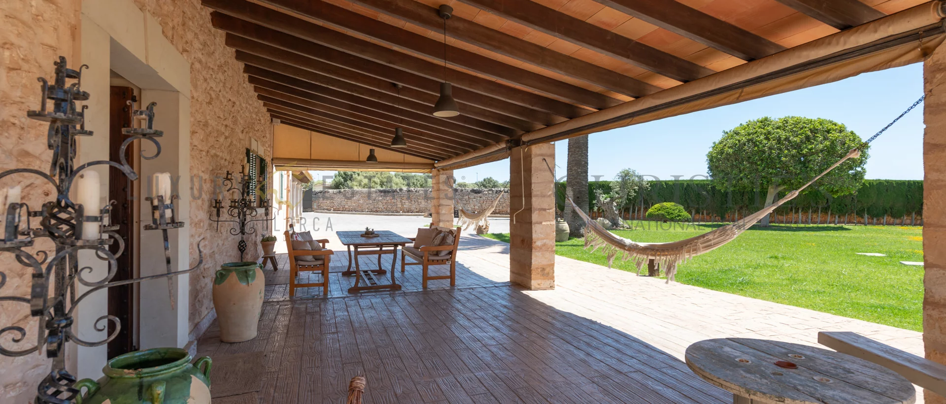 country house in centre of santanyi with rental license