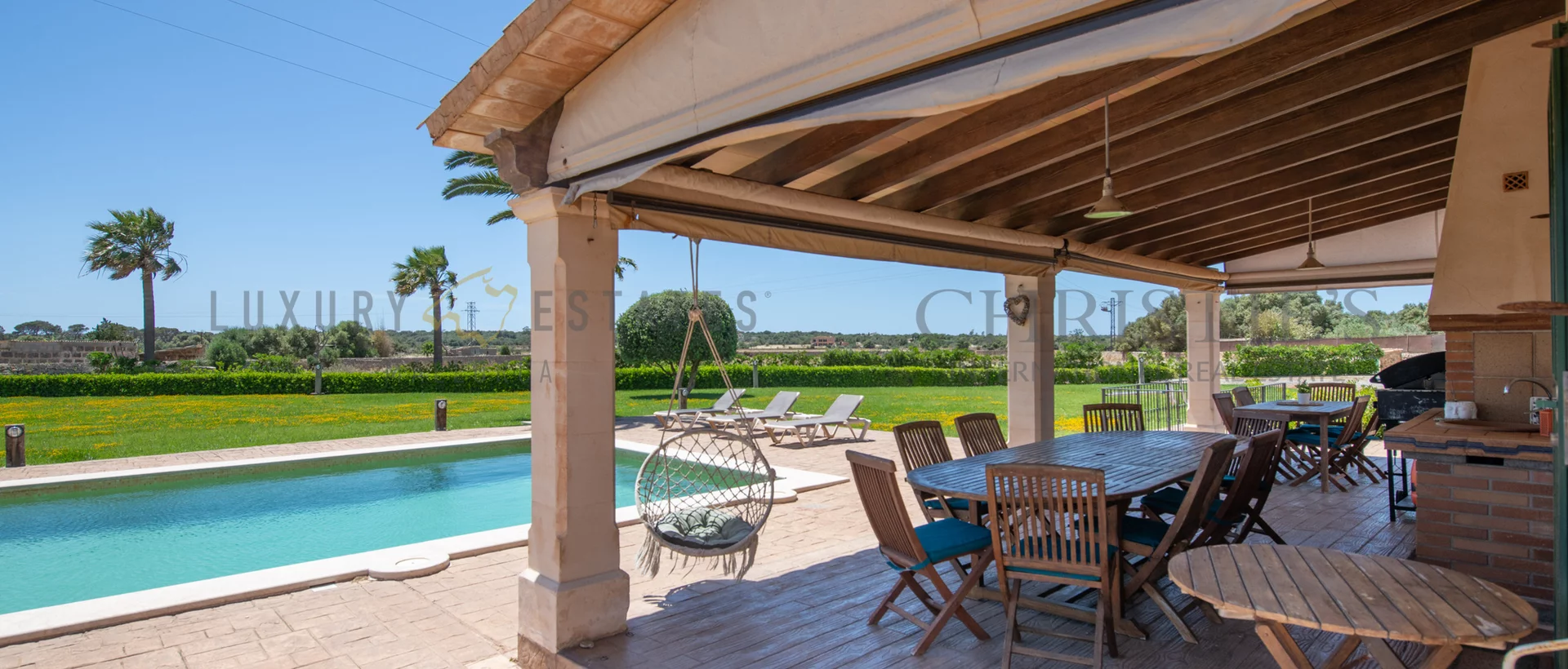 country house in centre of santanyi with rental license